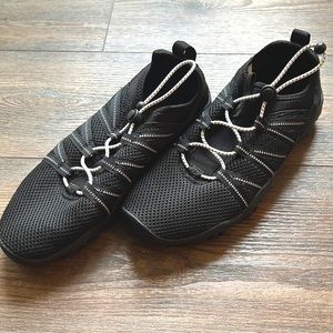 All in Motion Black Water Shoes Size 8
